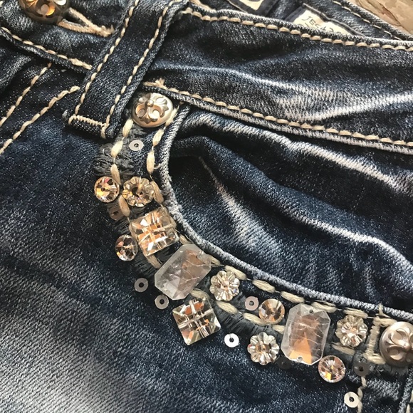 🌈💚💕 HOST PICK!! Miss Me Jeans Capri Cuff Rhinestones Buckle - Picture 6 of 8